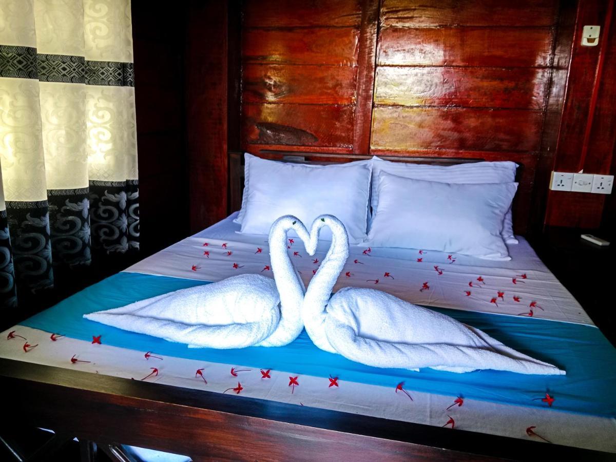 Ceylon Amigos Eco Resort Сигирия Экстерьер фото