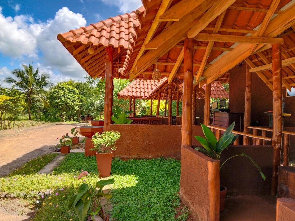 Ceylon Amigos Eco Resort Сигирия Экстерьер фото