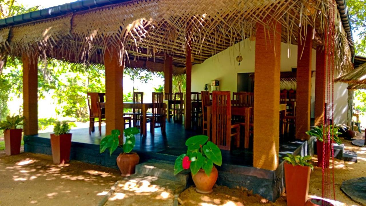 Ceylon Amigos Eco Resort Сигирия Экстерьер фото