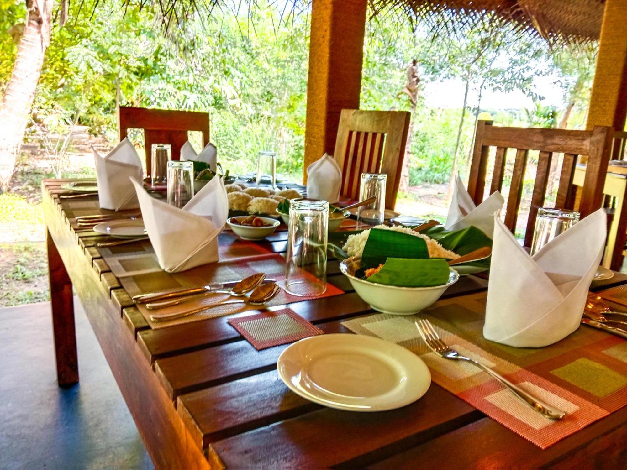 Ceylon Amigos Eco Resort Сигирия Экстерьер фото