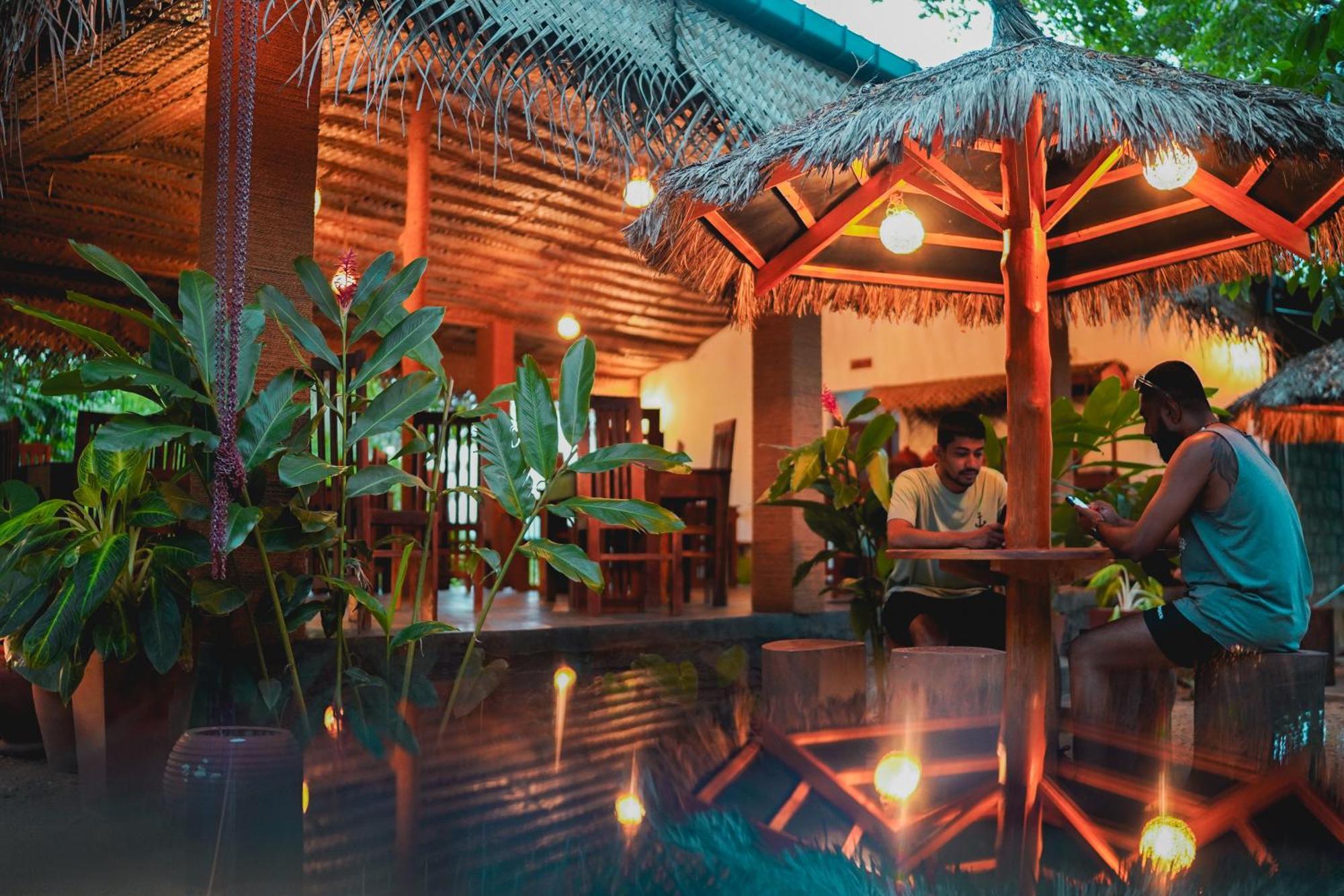 Ceylon Amigos Eco Resort Сигирия Экстерьер фото