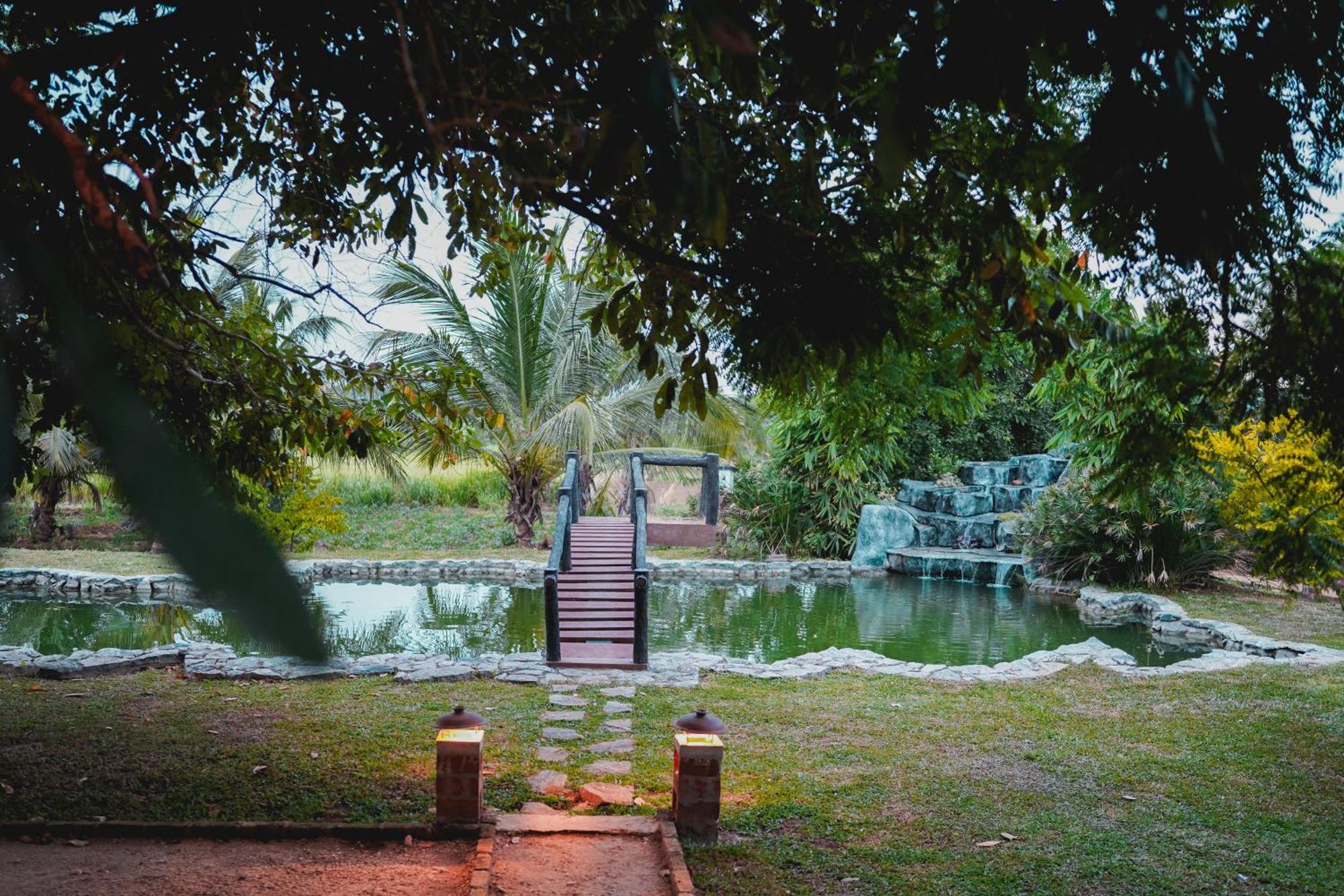 Ceylon Amigos Eco Resort Сигирия Экстерьер фото